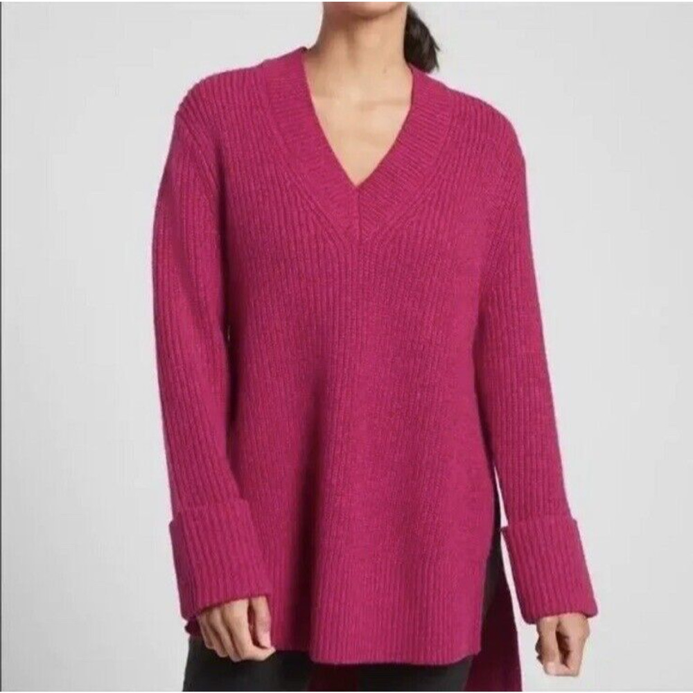 Women's‎ ATHLETA Shasta V-Neck Chunky Wool Blend Sweater Pink Side Slit Size XXS